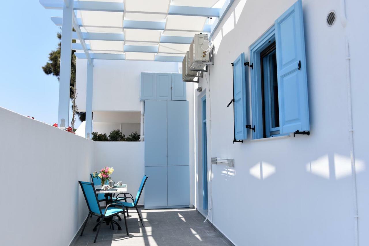 Adelphi Apartments Perissa  Exterior photo